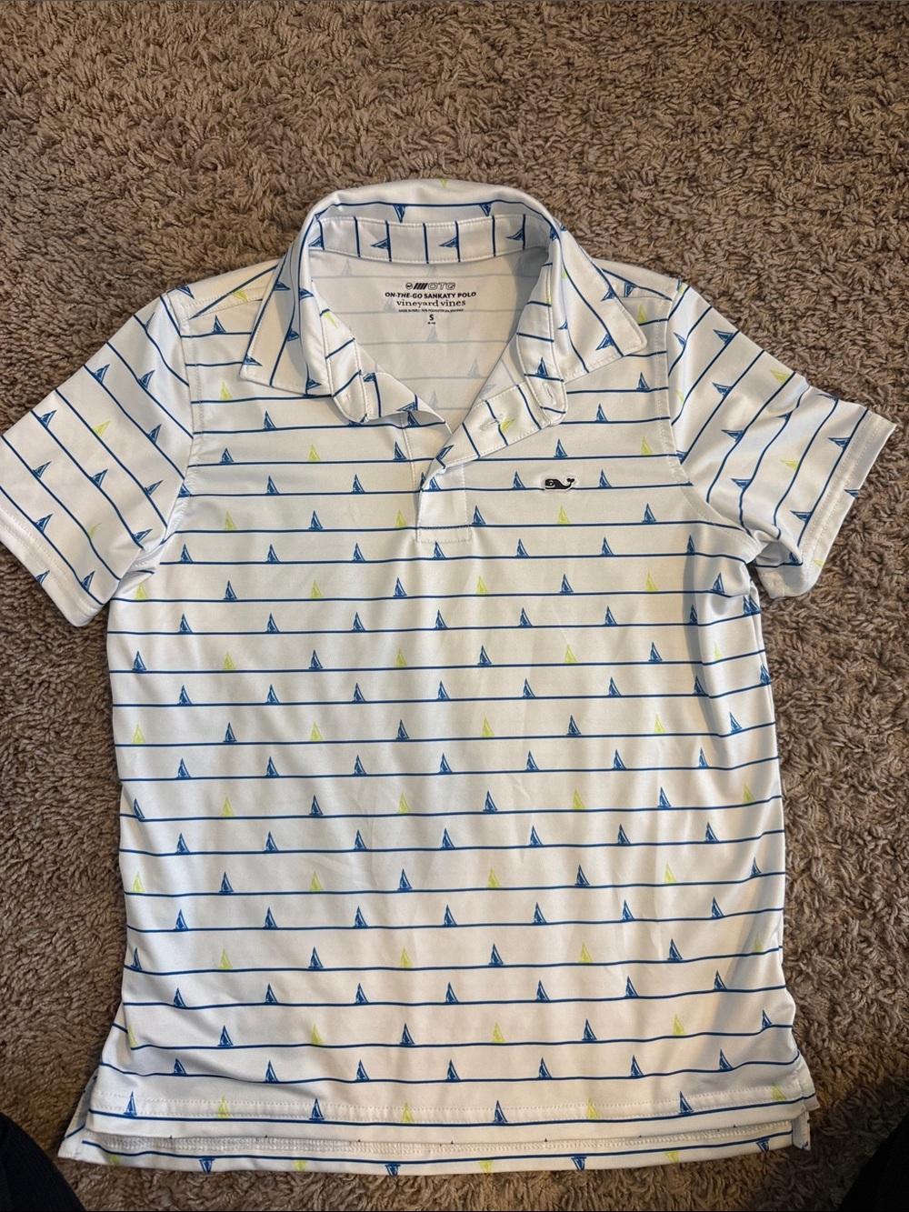 Vineyard Vines Boys 1/4 button Collar Short Sleeve